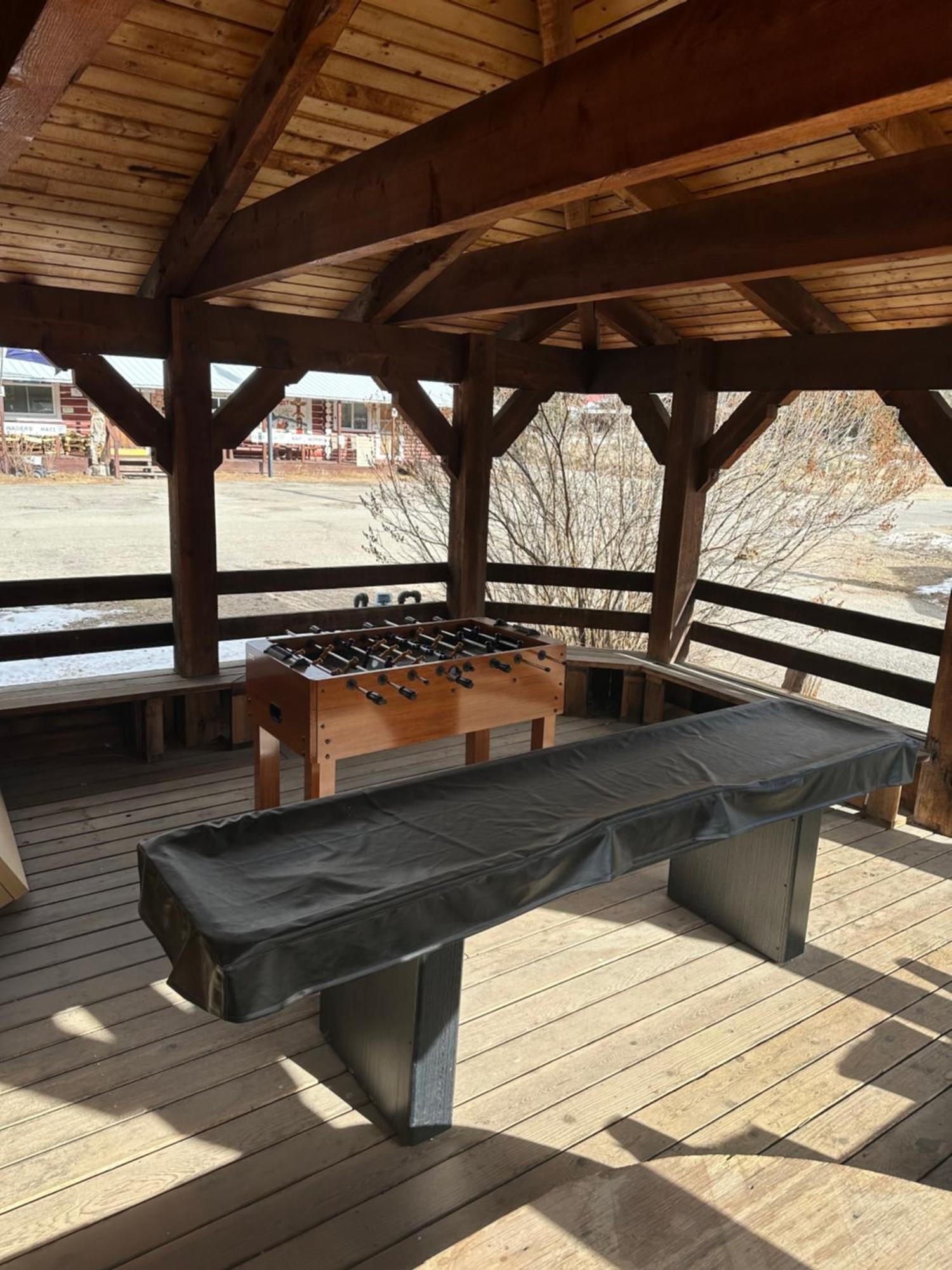Deer Lodge Ред-Ривер Экстерьер фото