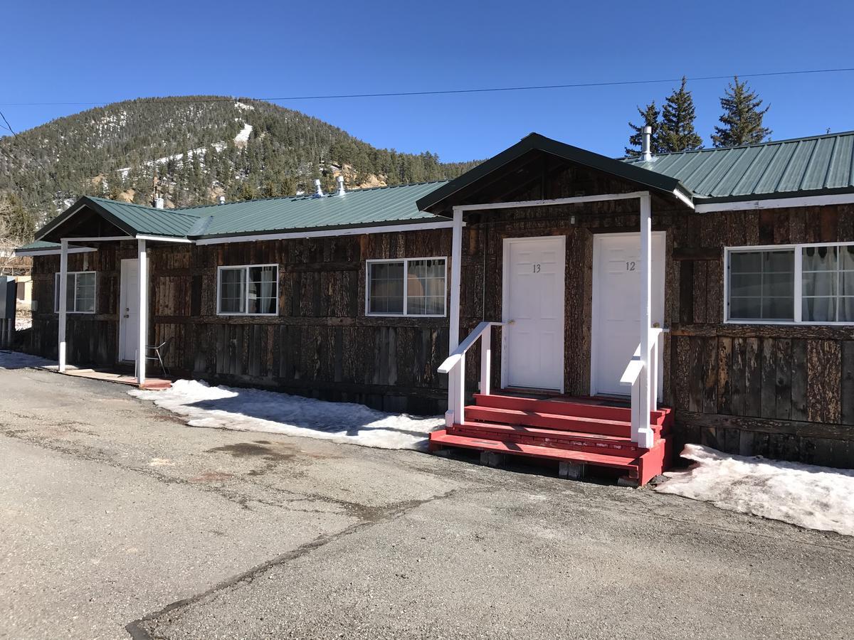 Deer Lodge Ред-Ривер Экстерьер фото